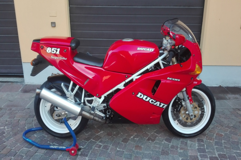 Ducati 851 S