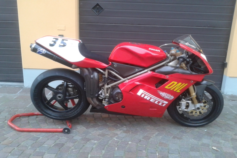 Ducati 916 Racing ex. Gregorio Lavilla